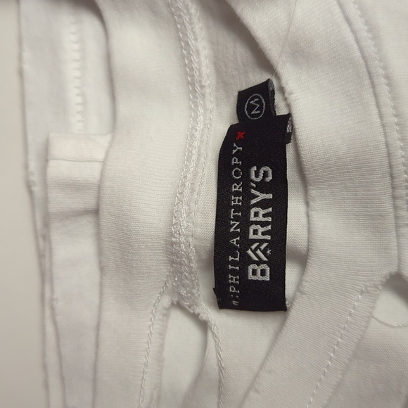 New n: Philanthropy Barry's t-shirt - Picture 2 of 10